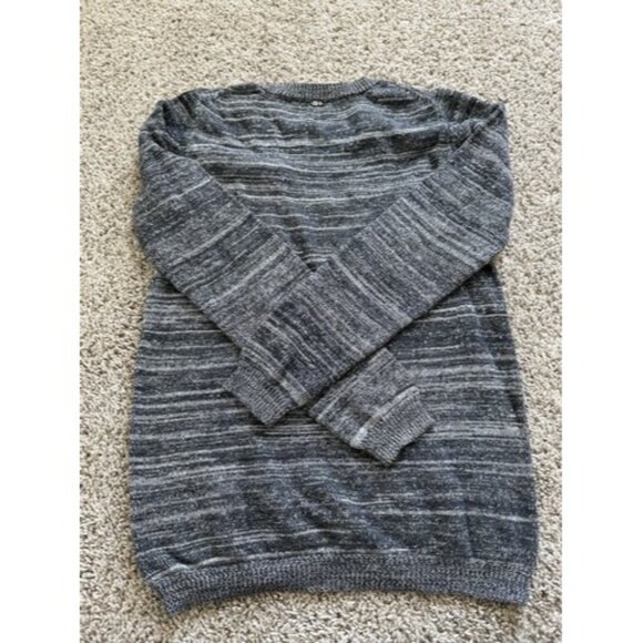 S H Collection Womens Size Medium Gray Sweater Pull Over Crew Neck Cotton - Picture 8 of 8